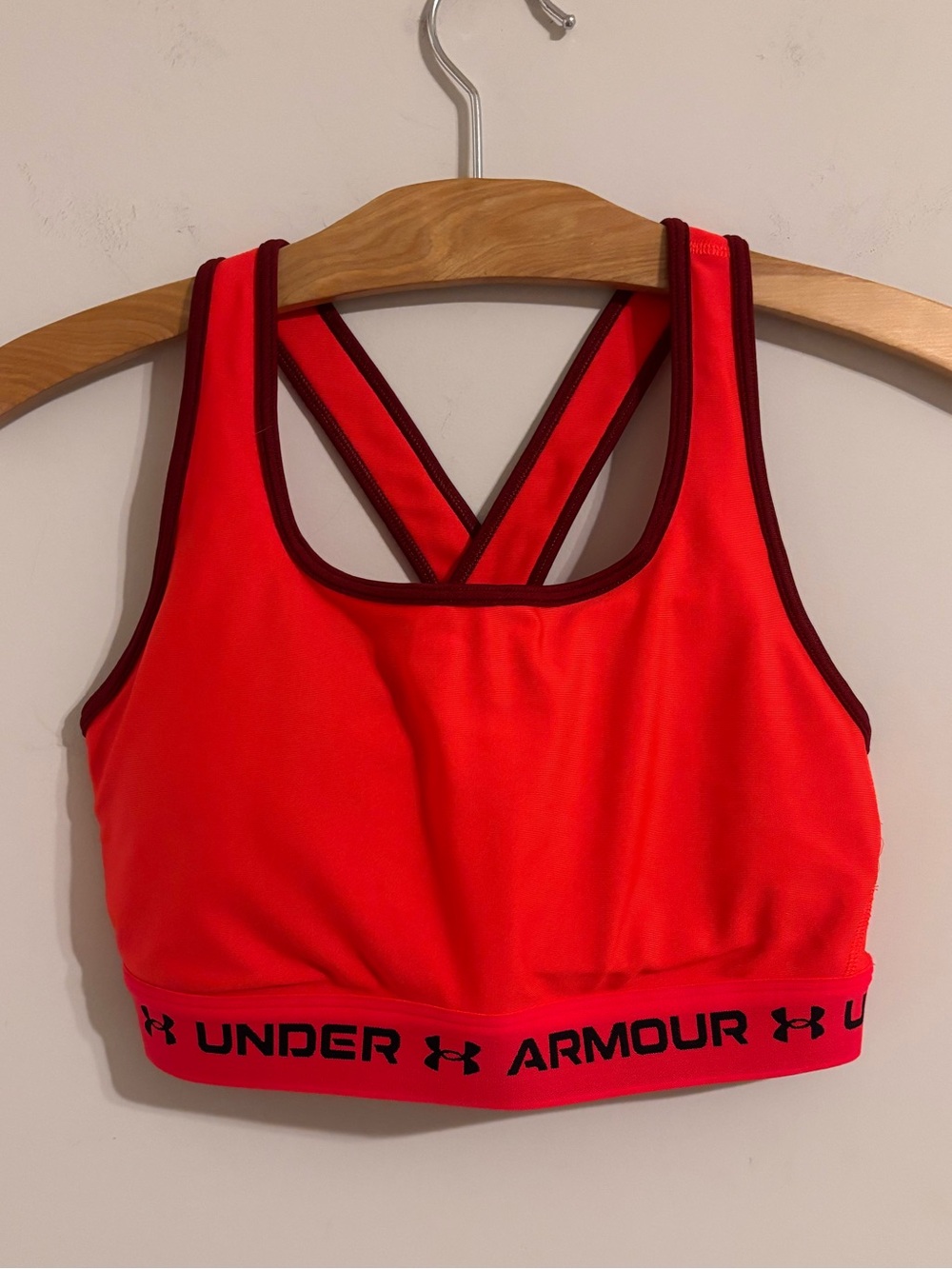 Under Armor EUC Red Spirts Bra Crop tank